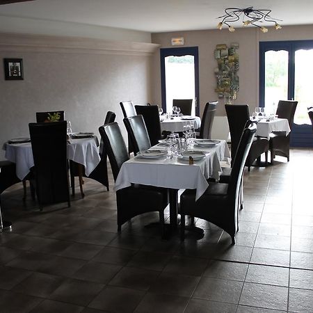 Auberge De Villequier Екстериор снимка