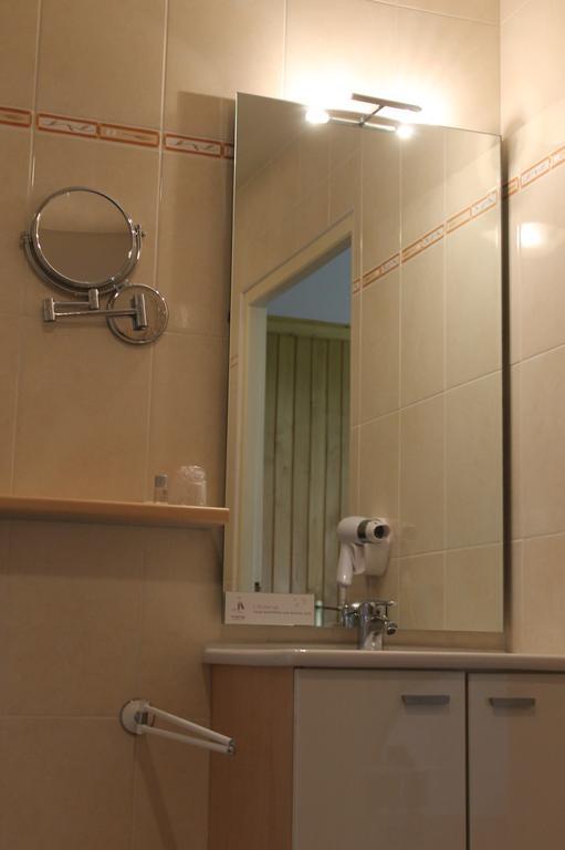 Auberge De Villequier Екстериор снимка