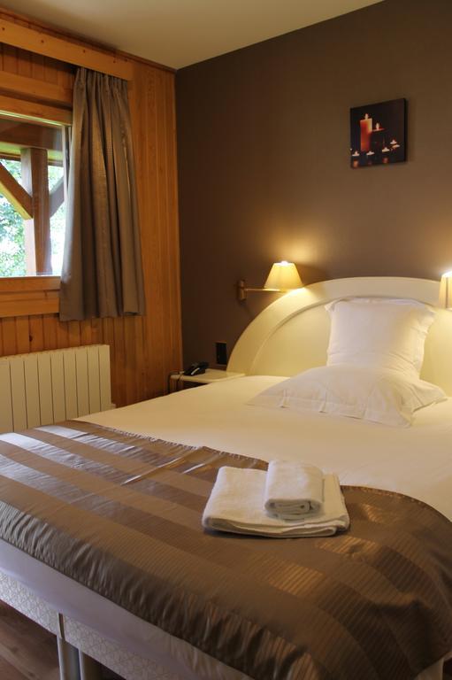Auberge De Villequier Екстериор снимка