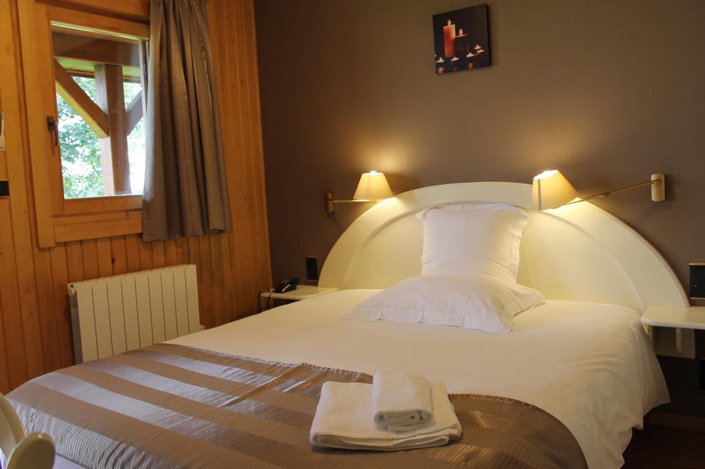 Auberge De Villequier Екстериор снимка