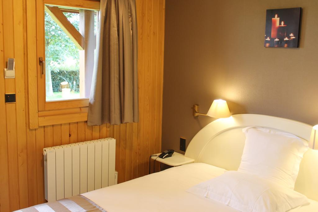Auberge De Villequier Екстериор снимка