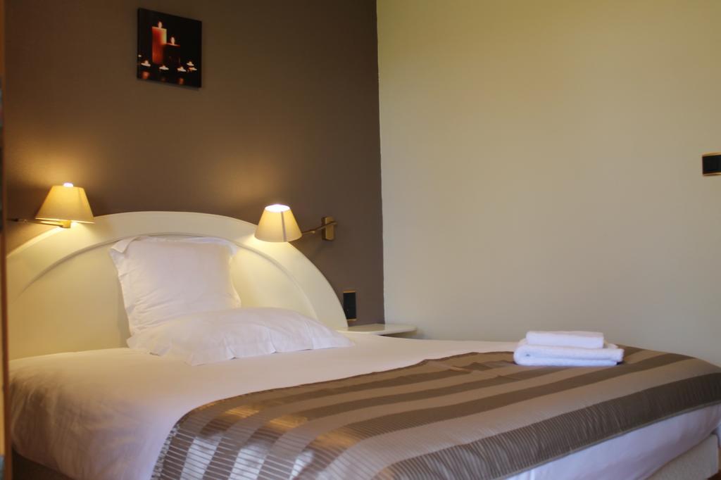 Auberge De Villequier Екстериор снимка
