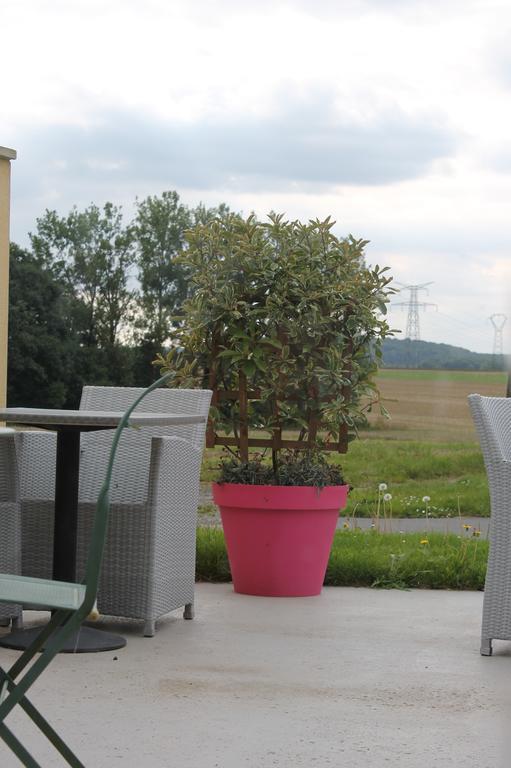 Auberge De Villequier Екстериор снимка