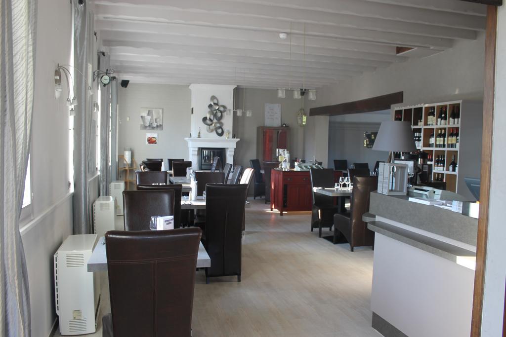 Auberge De Villequier Екстериор снимка