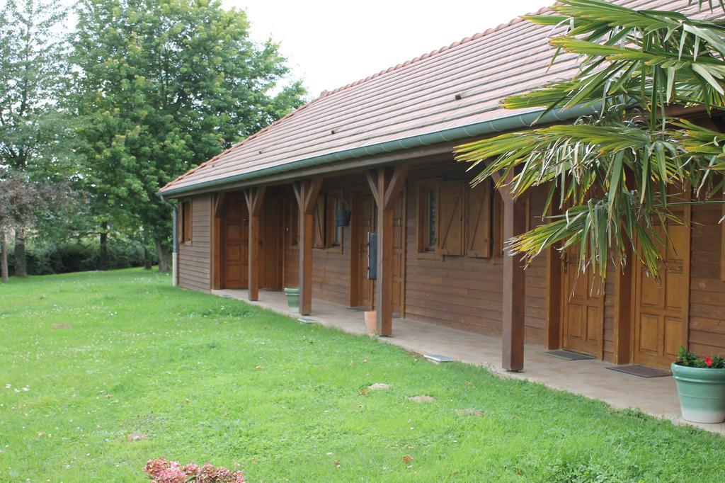 Auberge De Villequier Екстериор снимка