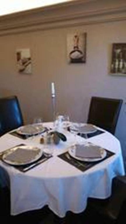 Auberge De Villequier Екстериор снимка