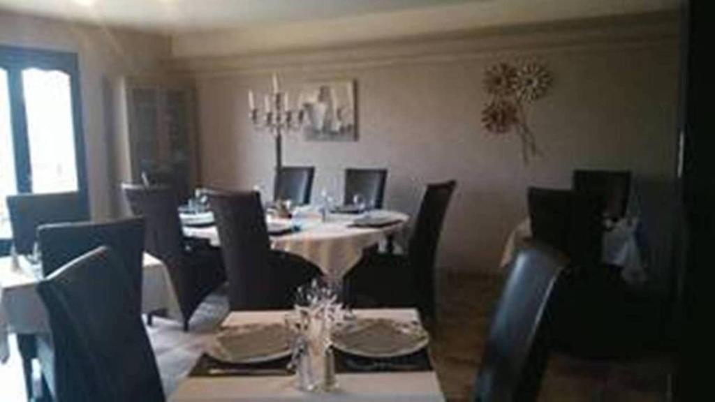 Auberge De Villequier Екстериор снимка