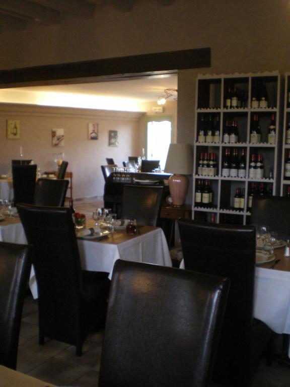 Auberge De Villequier Екстериор снимка